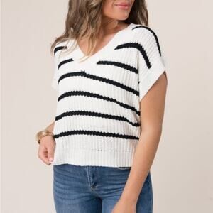 Entro Large Stripe Knit Cap Short Sleeve Sweater Top